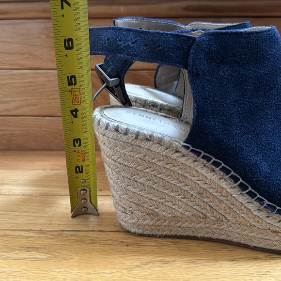 Kenneth Cole Navy Suede Open Toes Espadrille Size 7M - Picture 5 of 7